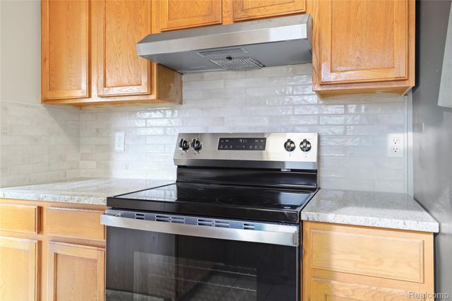 321 Terrace Drive, Flushing, MI 48433