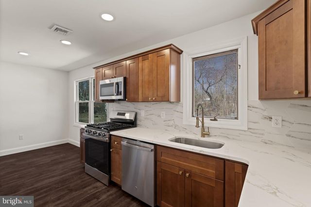 117 LAKE BLVD, Lindenwold, NJ 08021