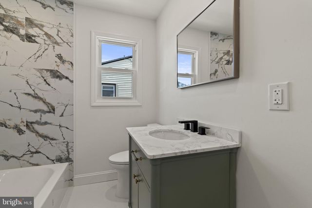 117 LAKE BLVD, Lindenwold, NJ 08021