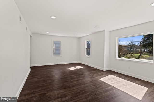 117 LAKE BLVD, Lindenwold, NJ 08021