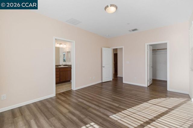 7832 Acorri Walk, Sacramento, CA 95823