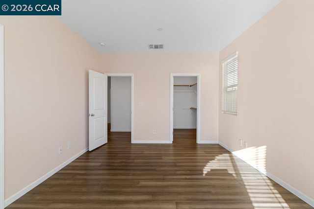 7832 Acorri Walk, Sacramento, CA 95823