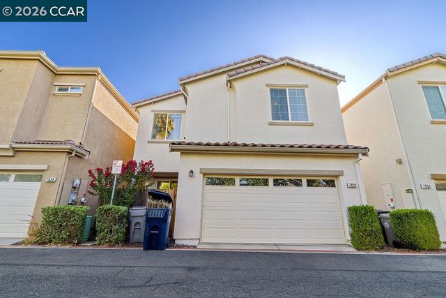 7832 Acorri Walk, Sacramento, CA 95823