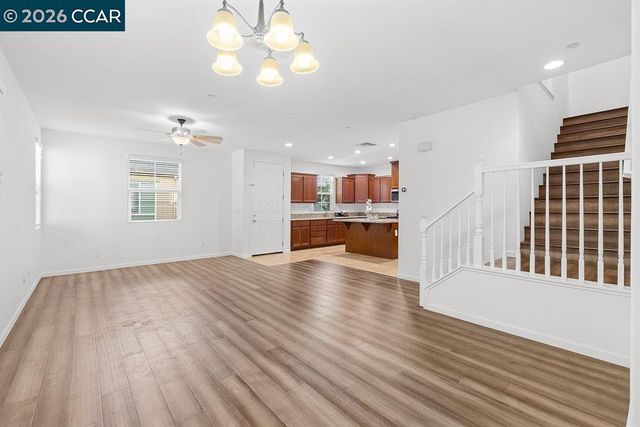 7832 Acorri Walk, Sacramento, CA 95823
