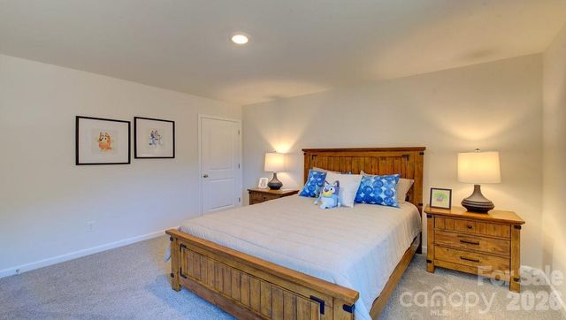 208 Hyder Ridge Road, Asheville, NC 28804