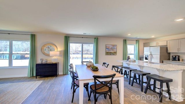 208 Hyder Ridge Road, Asheville, NC 28804