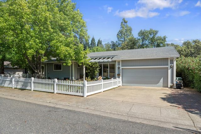 4460 La Mirada Cir, Fair Oaks, CA 95628