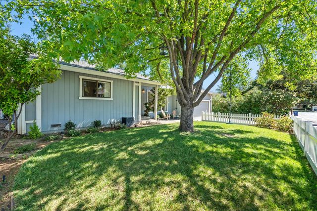 4460 La Mirada Cir, Fair Oaks, CA 95628