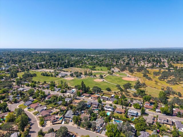 4460 La Mirada Cir, Fair Oaks, CA 95628