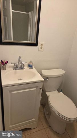 221 ELLIS LN, West Chester, PA 19380