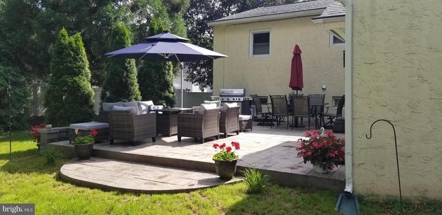 221 ELLIS LN, West Chester, PA 19380