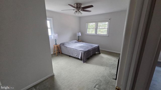 221 ELLIS LN, West Chester, PA 19380