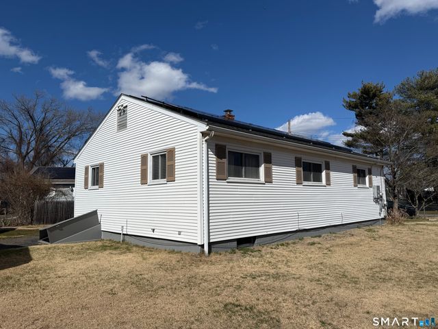 35 Early Avenue, Stratford, CT 06615