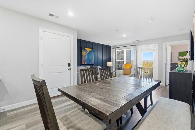 3004 North Vineyards Terrace 2, Branson, MO 65616