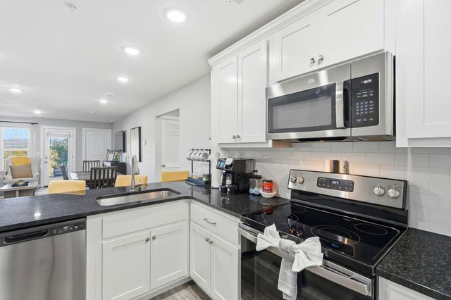 3004 North Vineyards Terrace 2, Branson, MO 65616