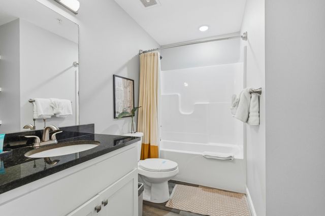 3004 North Vineyards Terrace 2, Branson, MO 65616