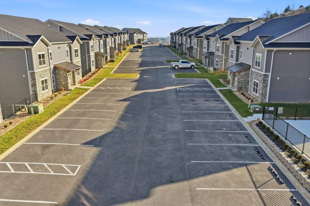 3004 North Vineyards Terrace 2, Branson, MO 65616