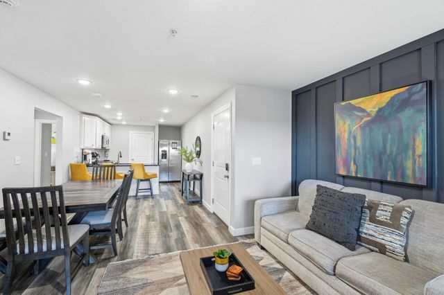 3004 North Vineyards Terrace 2, Branson, MO 65616