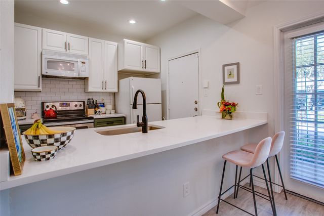 3105 San Jacinto Street 104, Dallas, TX 75204