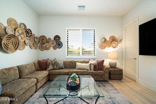 5605 E LAFAYETTE Boulevard, Phoenix, AZ 85018