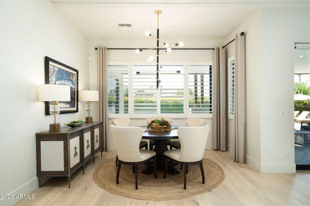 5605 E LAFAYETTE Boulevard, Phoenix, AZ 85018