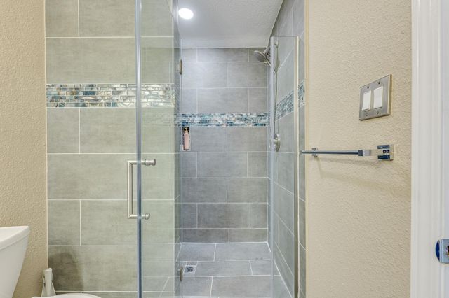 9012 Brimstone LN, Austin, TX 78717