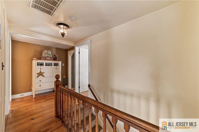 92 Halsey Reed Road, Cranbury, NJ 08512