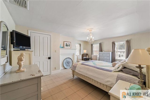 92 Halsey Reed Road, Cranbury, NJ 08512