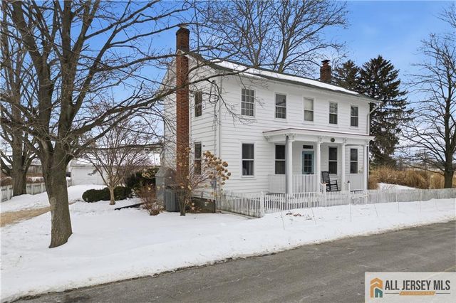 92 Halsey Reed Road, Cranbury, NJ 08512