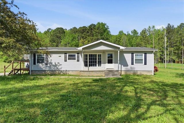 235 Kirk Road NW, White, GA 30184