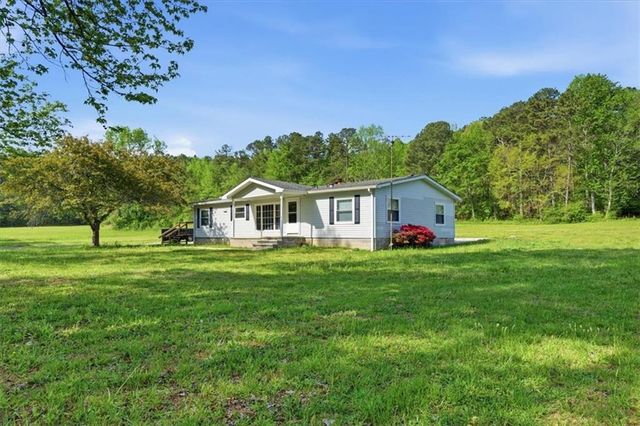 235 Kirk Road NW, White, GA 30184