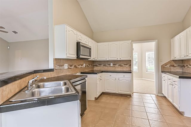1504 Windsor Drive, Friendswood, TX 77546