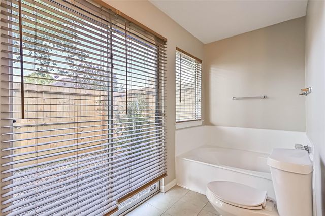 1504 Windsor Drive, Friendswood, TX 77546