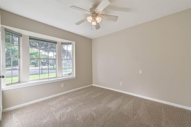 1504 Windsor Drive, Friendswood, TX 77546