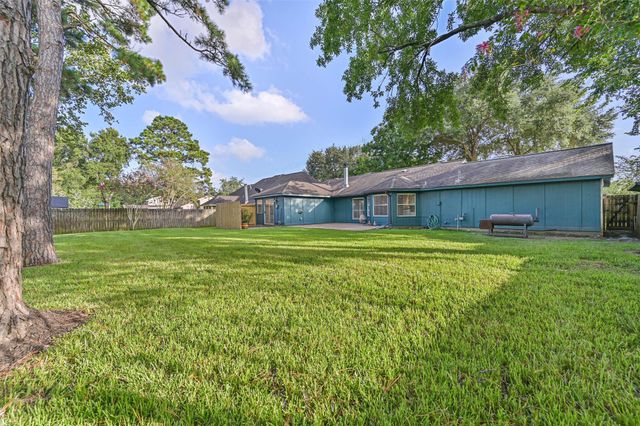 1504 Windsor Drive, Friendswood, TX 77546