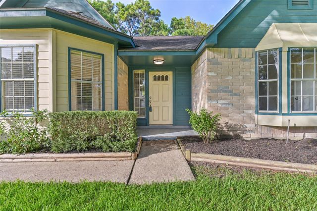 1504 Windsor Drive, Friendswood, TX 77546