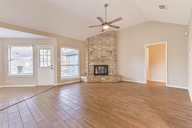 1504 Windsor Drive, Friendswood, TX 77546