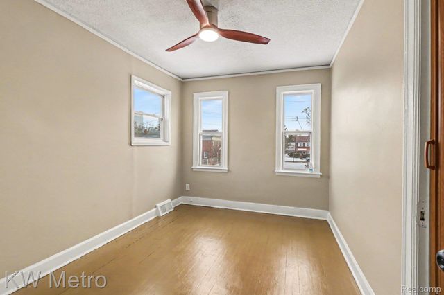 16230 Griggs Street, Detroit, MI 48221