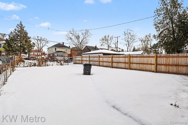 16230 Griggs Street, Detroit, MI 48221