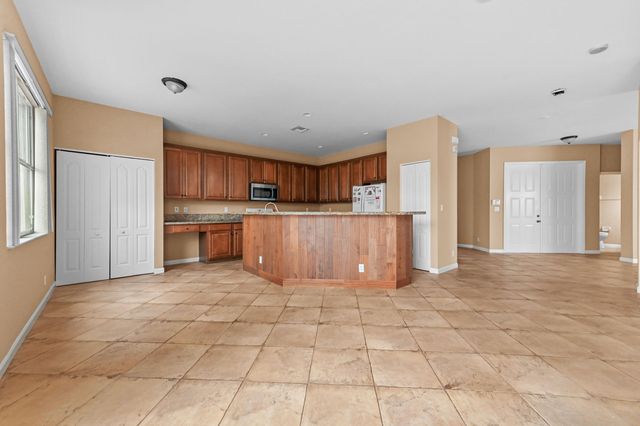 116 Hamilton Terrace, Royal Palm Beach, FL 33414