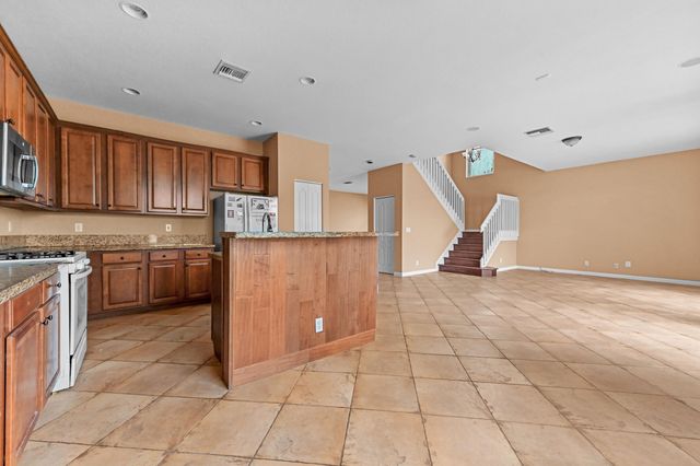 116 Hamilton Terrace, Royal Palm Beach, FL 33414