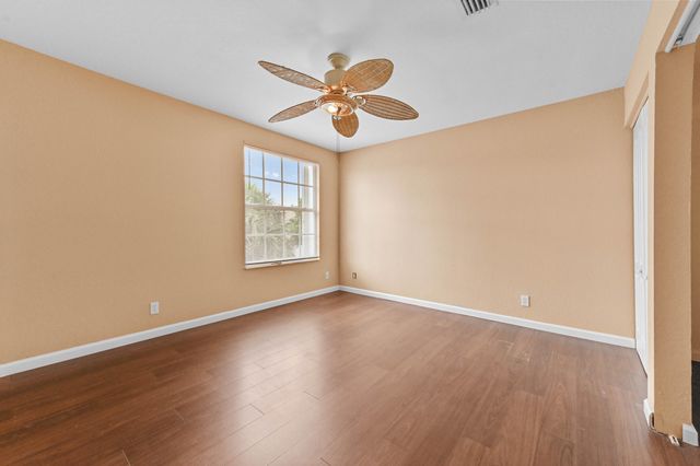 116 Hamilton Terrace, Royal Palm Beach, FL 33414