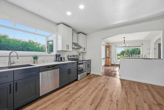 333 W Rincon Avenue, Campbell, CA 95008