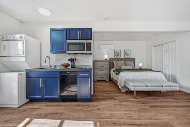 333 W Rincon Avenue, Campbell, CA 95008