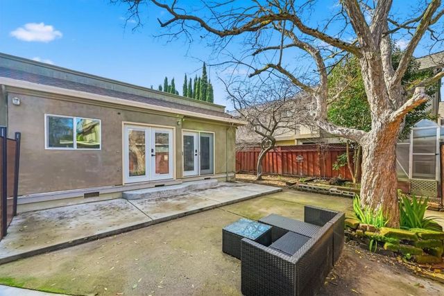 333 W Rincon Avenue, Campbell, CA 95008