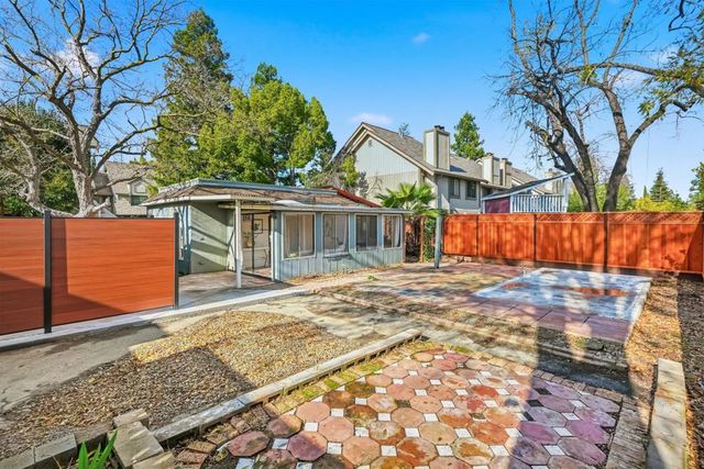 333 W Rincon Avenue, Campbell, CA 95008