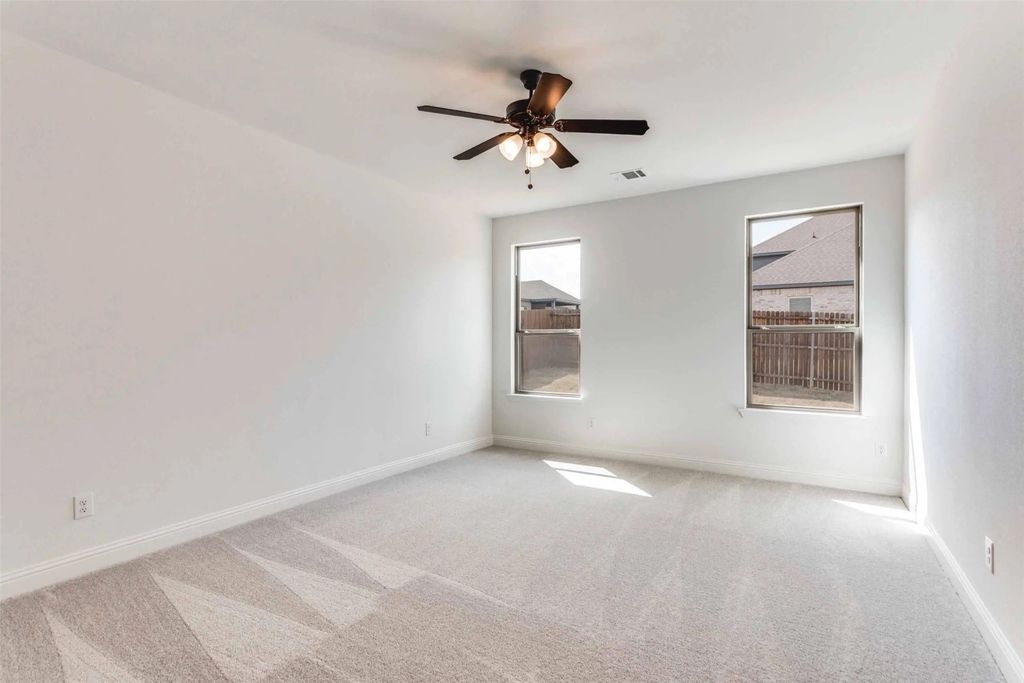property-img