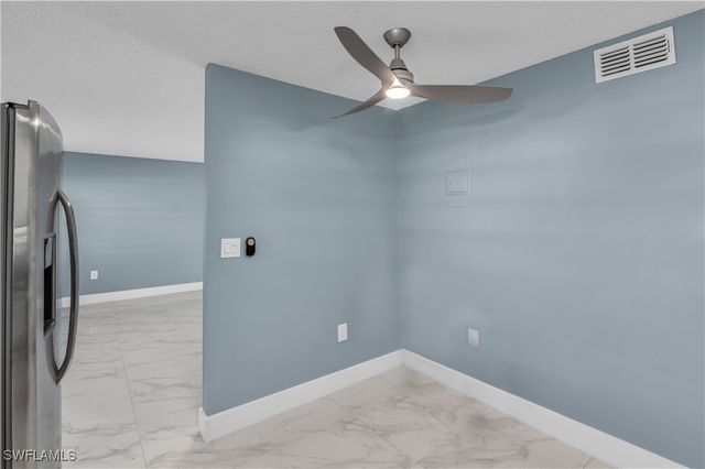 3325 Airport RD N T1, Naples, FL 34105