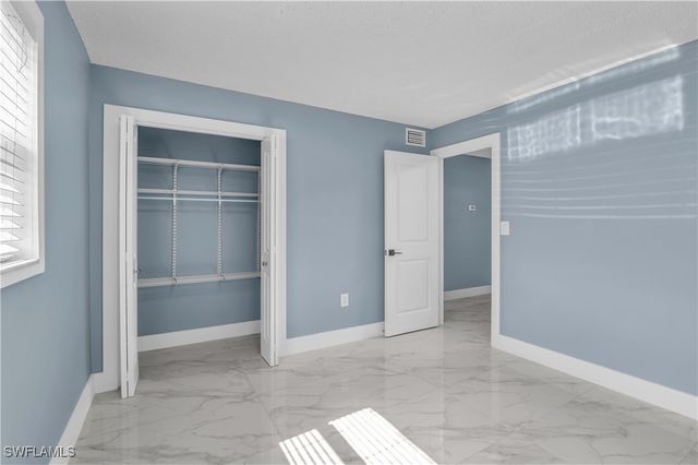 3325 Airport RD N T1, Naples, FL 34105