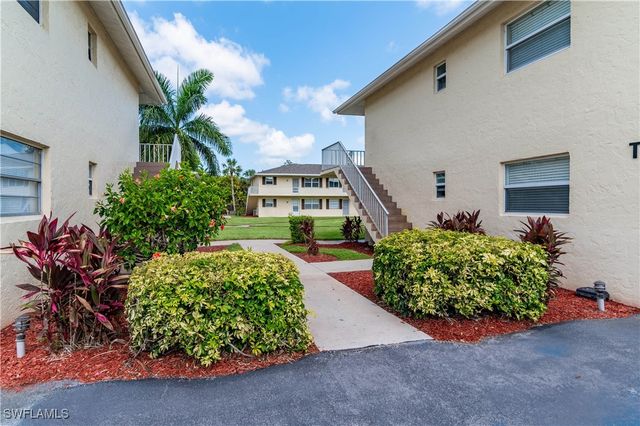 3325 Airport RD N T1, Naples, FL 34105